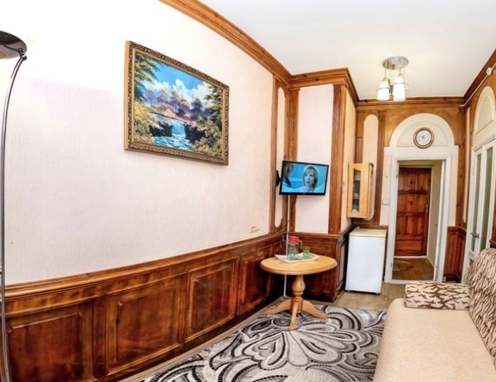 2-комнатный номер люкс с 2 односпальными кроватями (с пансионом) - Санаторий «Рассветы над Бией» Стан-Бехтемир