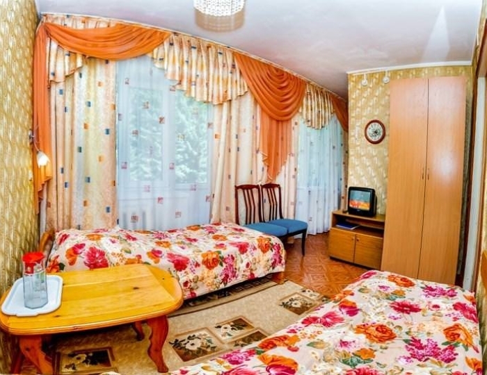 Номер стандарт с 2 односпальными кроватями (с пансионом) - Санаторий «Рассветы над Бией» Стан-Бехтемир